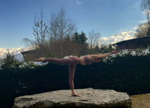 Virabhadrasana : la posture du guerrier